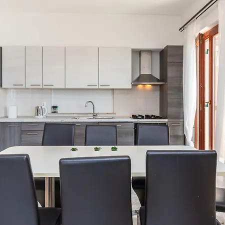 Villa Adriatic *